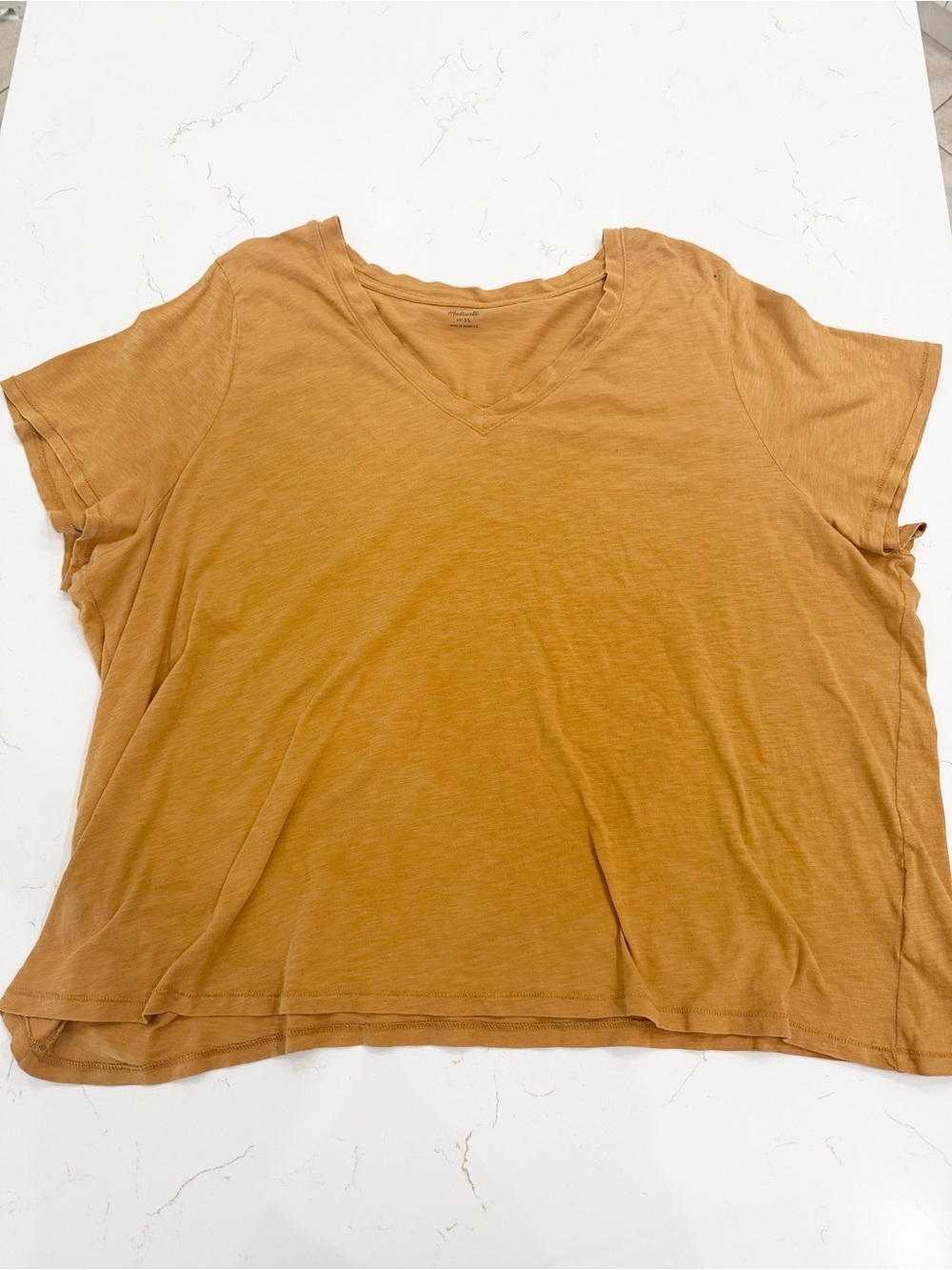 Madewell Women's Boho Short Sleeve V-Neck Tee in Mustard Gold